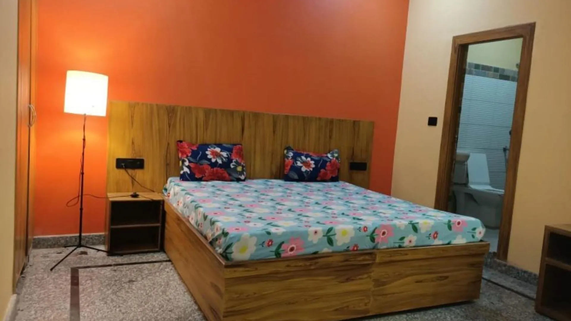 Bed & Breakfast Voyageurs Home Stay Agra